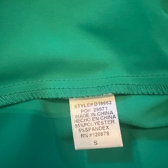 ENTRO Kelly Green Babydoll Style Collared Puff Sleeve Dress Pearl Snap - Picture 8 of 11